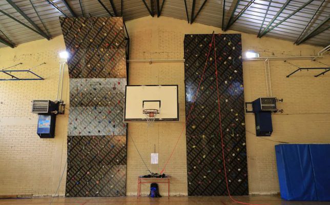 IMG-b97773f61ec3bc21733535a58e1ca56f-V